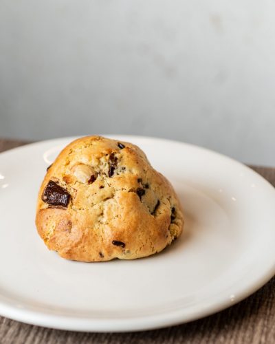 Duo de chocolates y avellanas